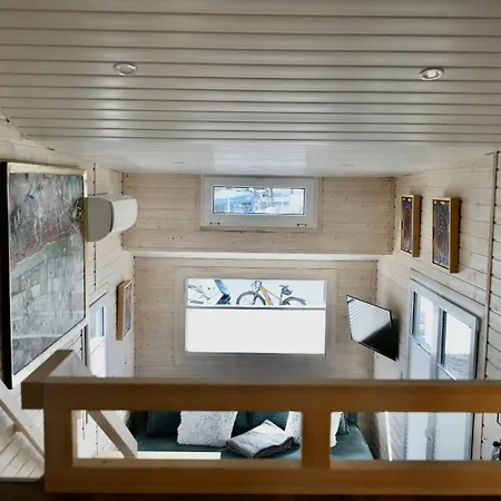 펜션 Tiny House Nr 2 슈빌로브제